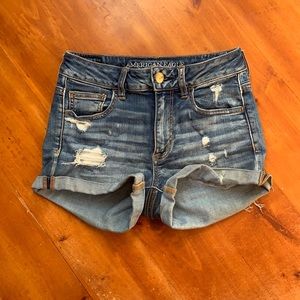American eagle hi-rise shortie jean shorts, US 2